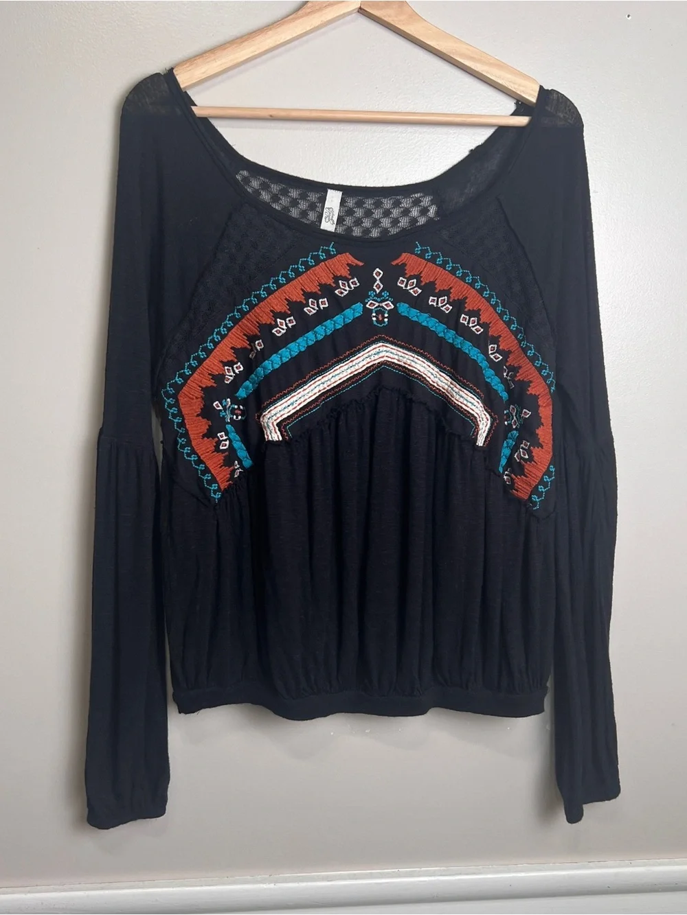 Free People Vintage 90’s New World Embroidered Top Boho Black Size Small EUC